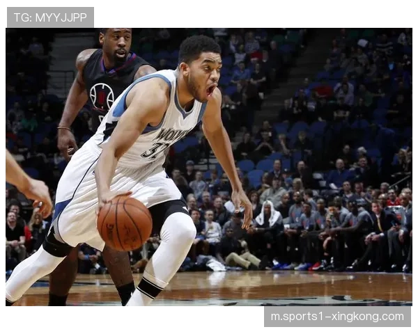 森林狼防守体系成熟内线优势明显 外线火力不足关键球处理薄弱 森林狼防守体系成熟内线优势明显 外线火力不足关键球处理薄弱